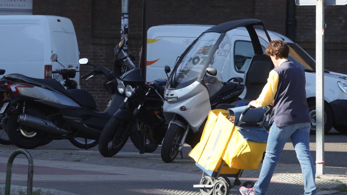Imagen de un cartero en León.