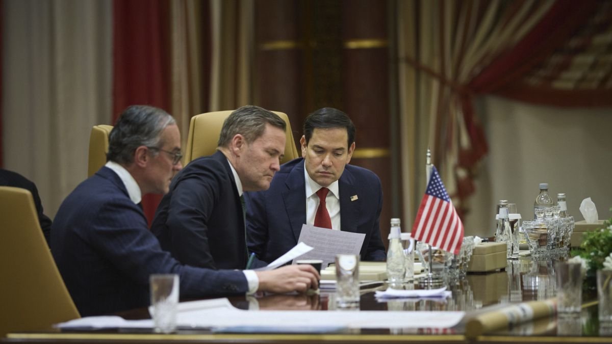 Mike Waltz y Marco Rubio en las negociaciones con Rusia.