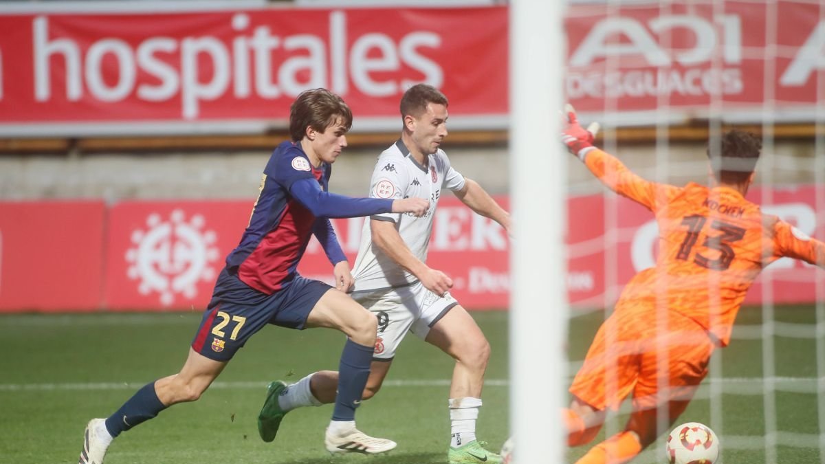 El partido de la primera vuelta en el Reino de León concluyó en empate a un gol entre la Cultural y el Barça Atlètic.
