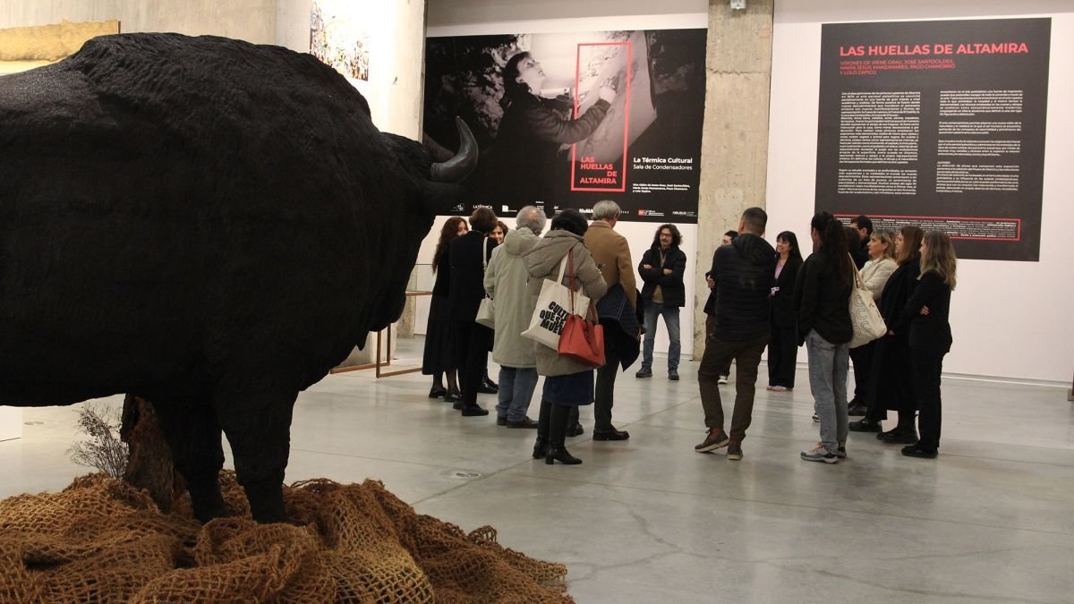 Visitas guiadas a la muestra «las Huellas de Altamira en la Térmica Cultural de Ponferrada.