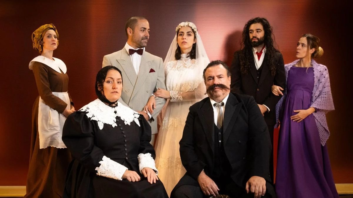 Los actorres de Teatro del Temple en la obra 'Bodas de sangre'.