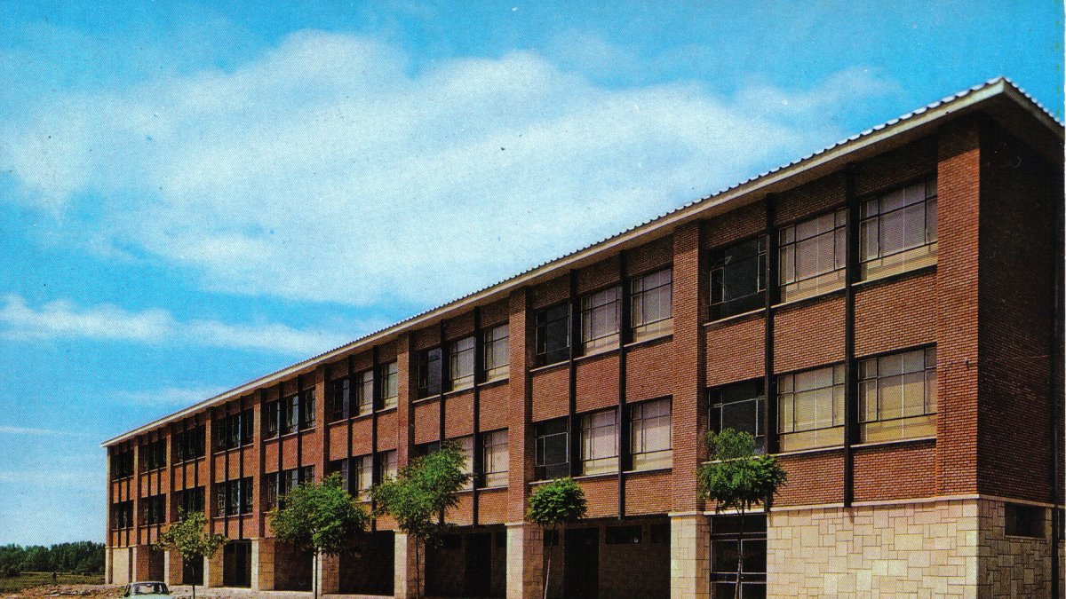 Cincuenta aniversario del El Instituto María José Alonso.
