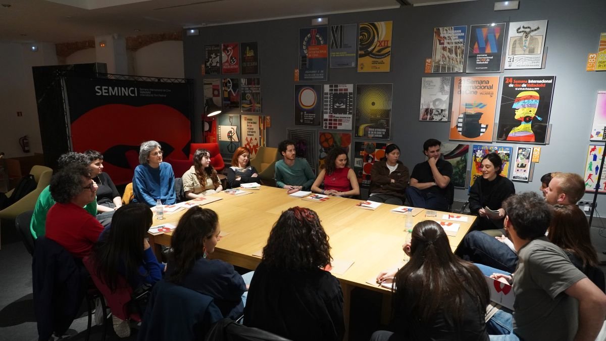 Participantes en el laboratorio cinematográfico.