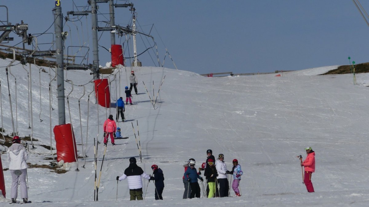 Las estaciones de esquí de León cierran la temporada con cerca de 100.000 visitantes en 131 días.