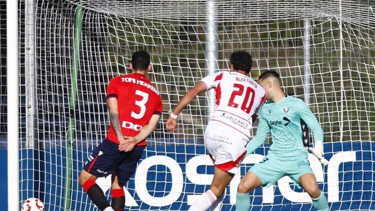 La Deportiva logró ante el cuadro osasunista una de las victorias más cómodas del campeonato.