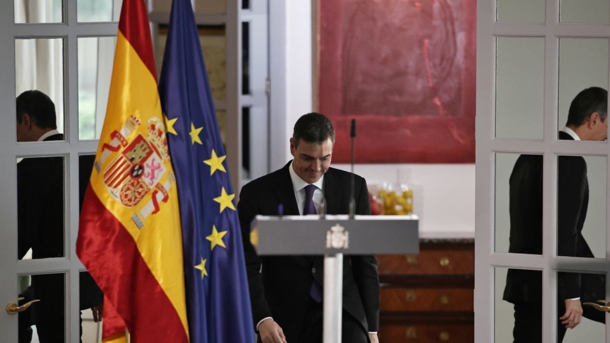 Sánchez, en una comparecencia en China.