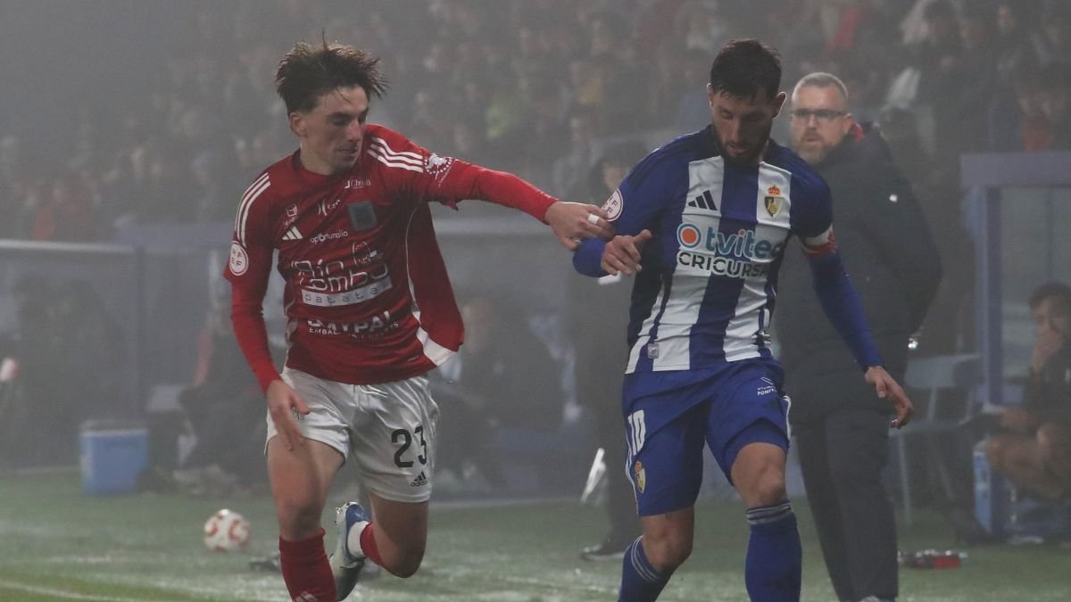 El Tarazona sucumbió en su visita de la 1ª vuelta a El Toralín por 2-0.