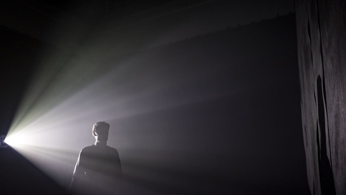 Vista de la exposición 'Visiones cuánticas' en el centro Tabacalera de San Sebastián.