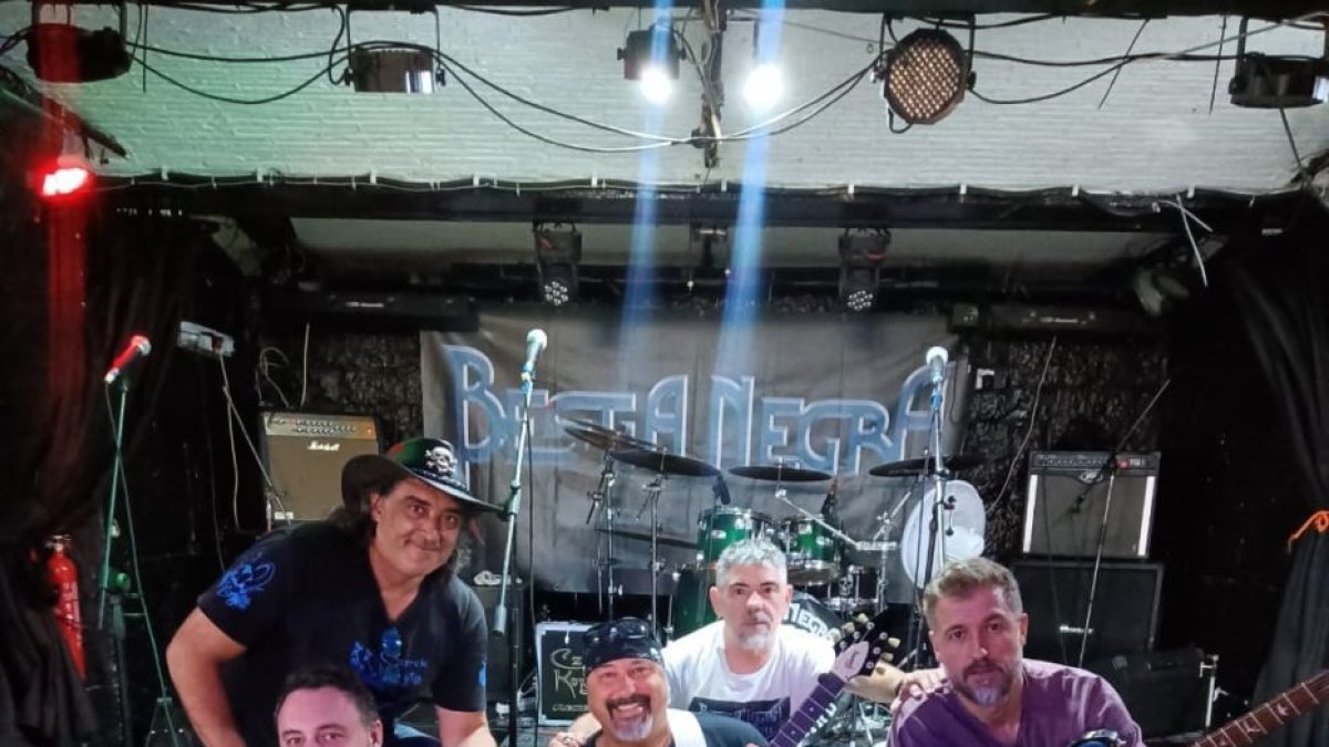 Los asturianos de Bestia Negra.