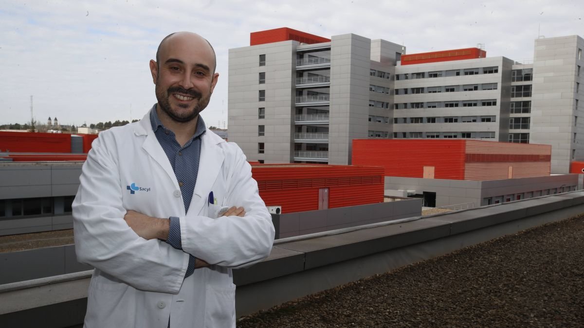 Miguel García Sanz, urólogo del Caule.