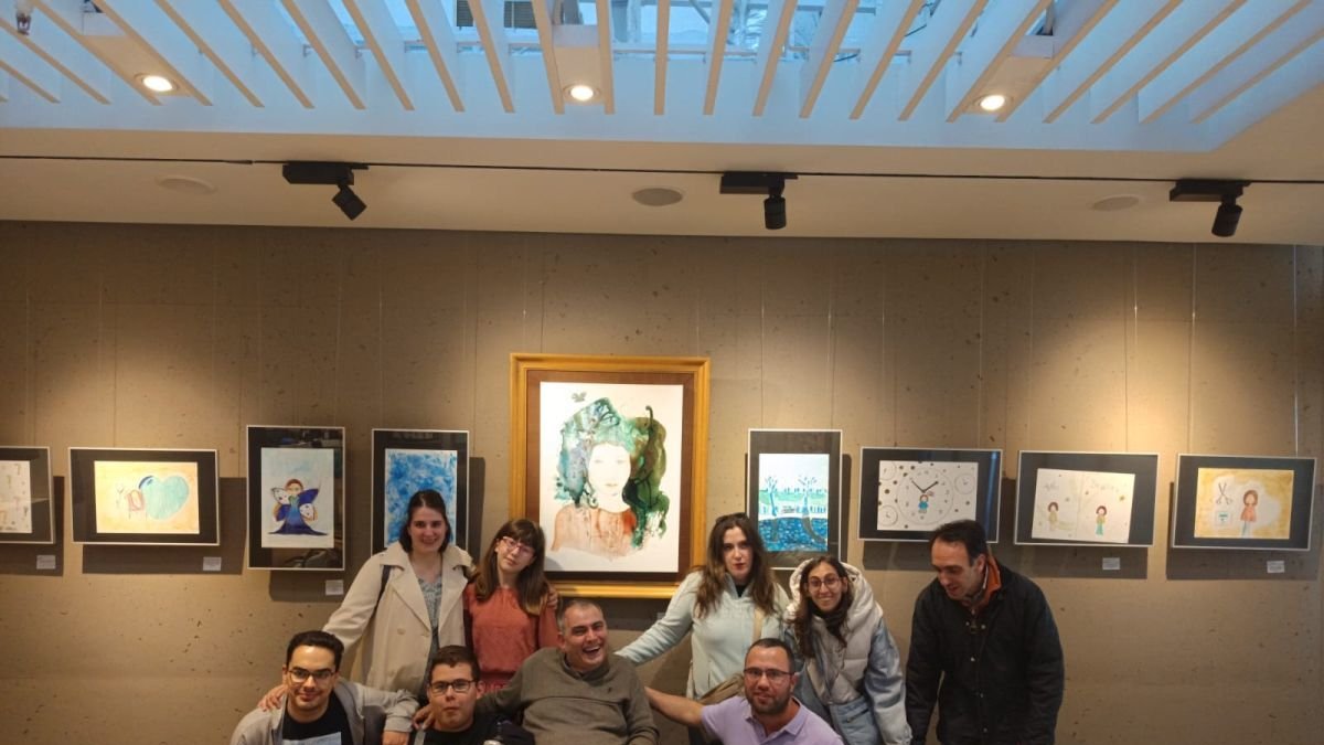El grupo de Proyecto Convivo con Virginia Mota.