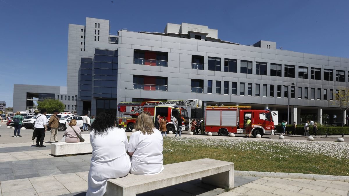 Los Bomberos se acercaron al Hospital por humo.