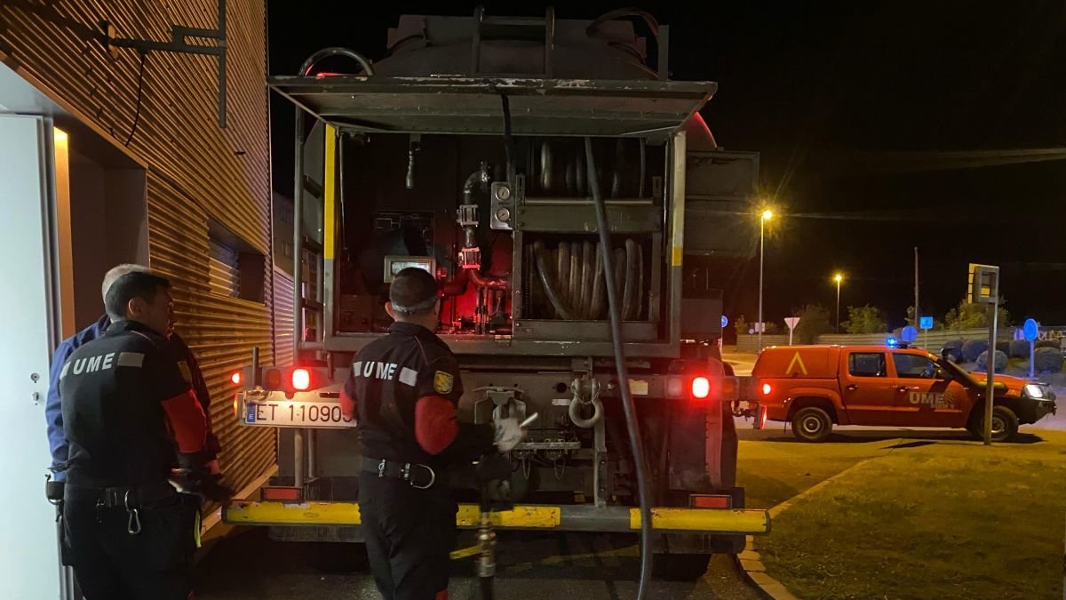 Efectivos leoneses en un hospital gallego.