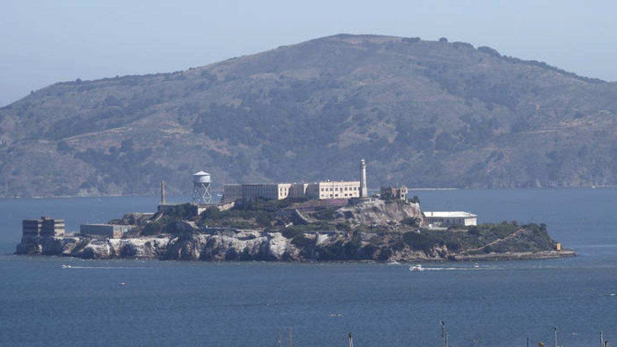 Fotografía de archivo de 23 de mayo del 2020 de la prisión de Alcatraz en San Francisco, California (EE.UU.).