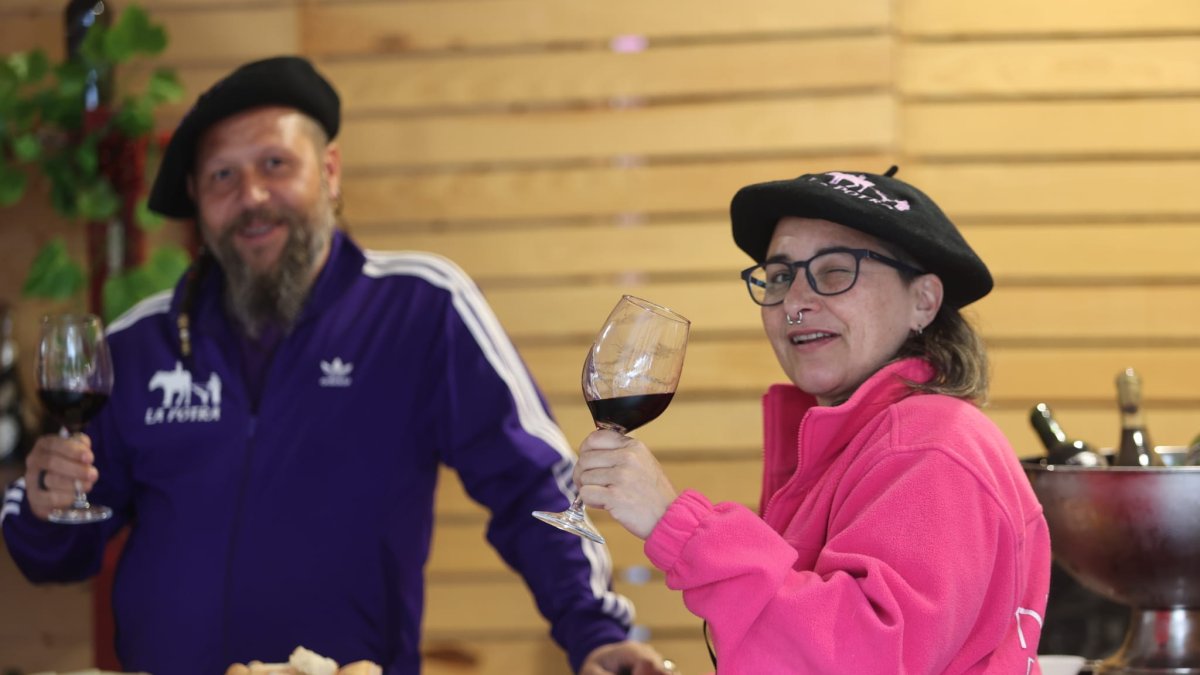 Cacabelos ya brinda con vinos del Bierzo.