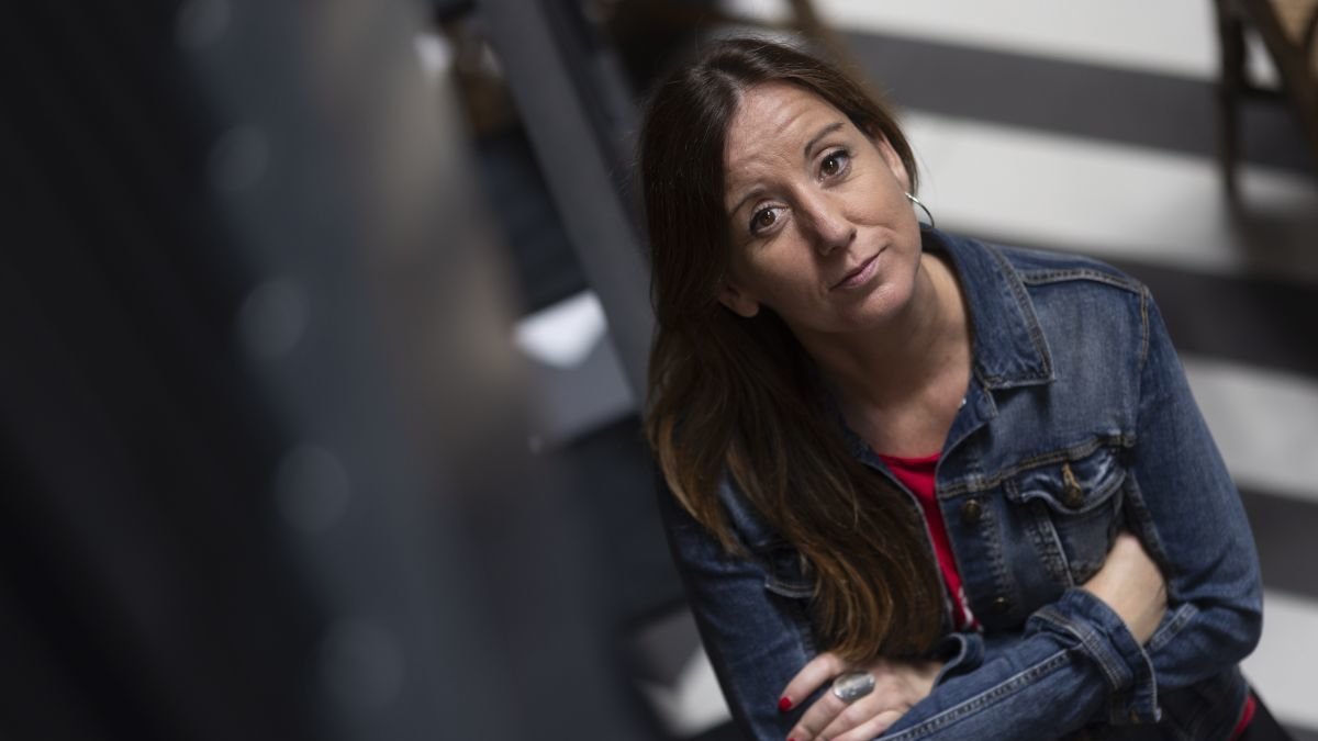 La periodista Txell Feixas relata en su nuevo libro, «Aliadas