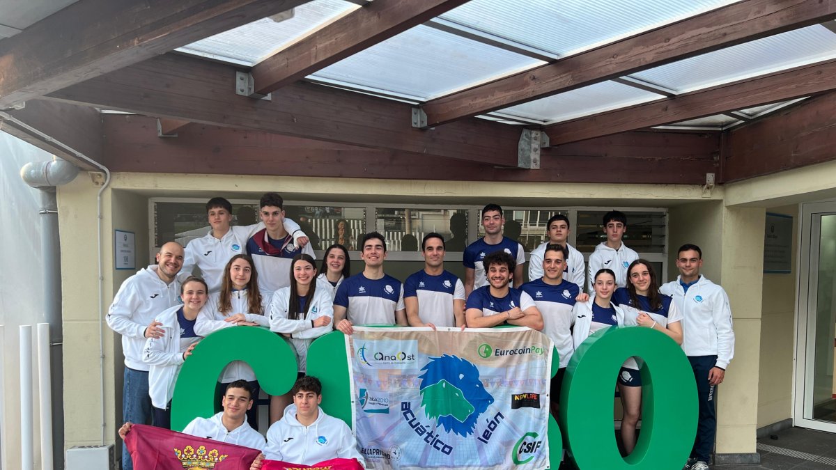 Éxitos para el club acuático león: brillan en gijón y se coronan campeonas de castilla y león