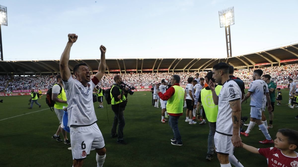Kevin Presa se acordó de su familia, amigos y de los seguidores de la Cultural que tanto les han apoyado.