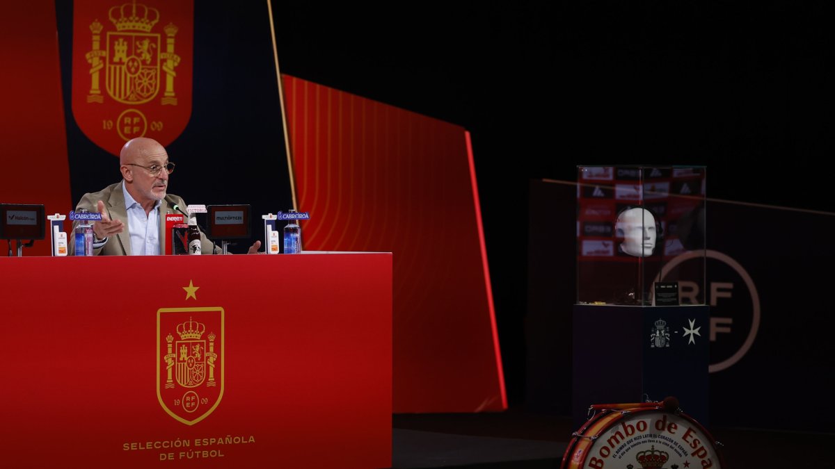 El seleccionador español de fútbol Luis de la Fuente anuncia la lista de convocados para la fase final de la Liga de Naciones.