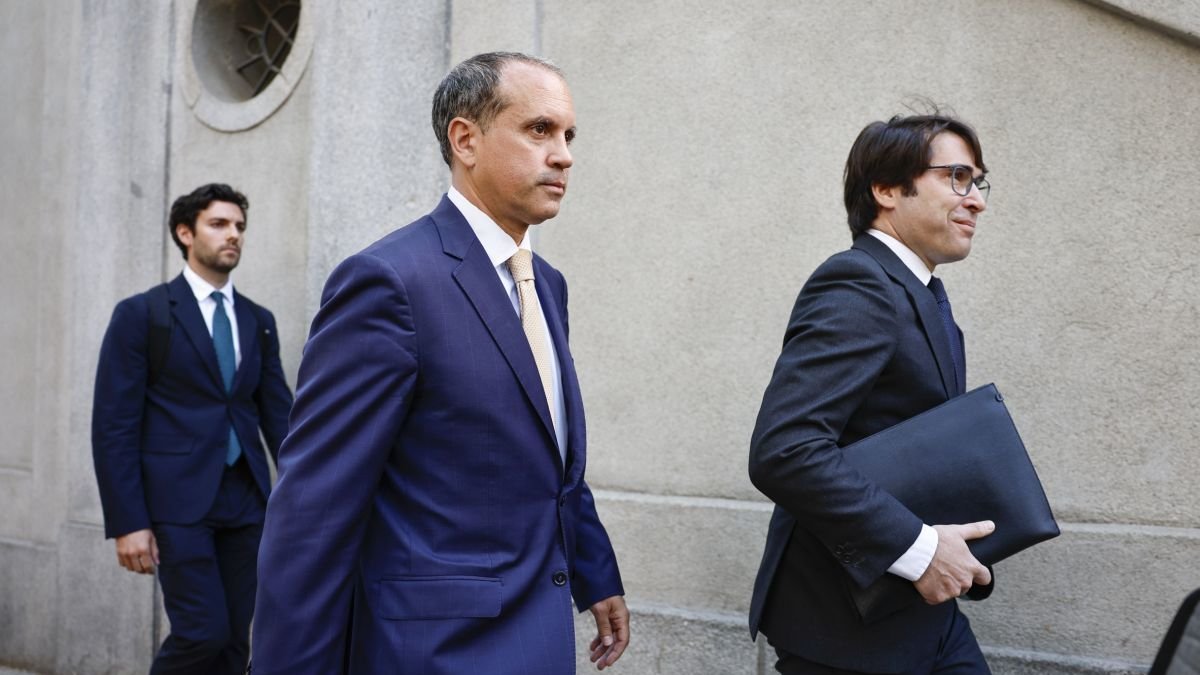Carlos Neira, abogado de Alberto González Amador.