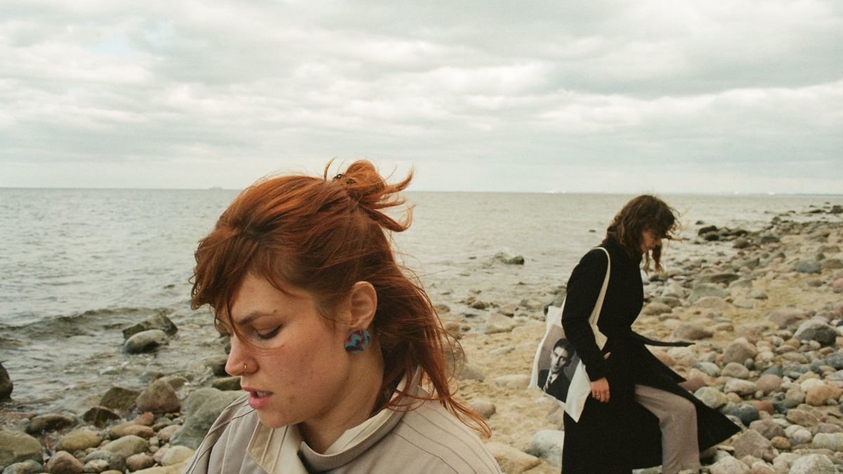 'Donde estamos nosotros'.