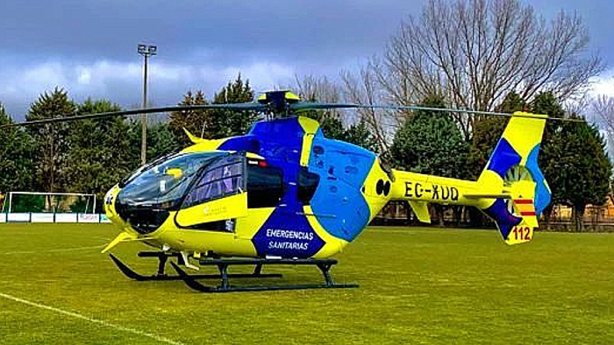 Helicóptero del Sacyl, en una imagen de archivo