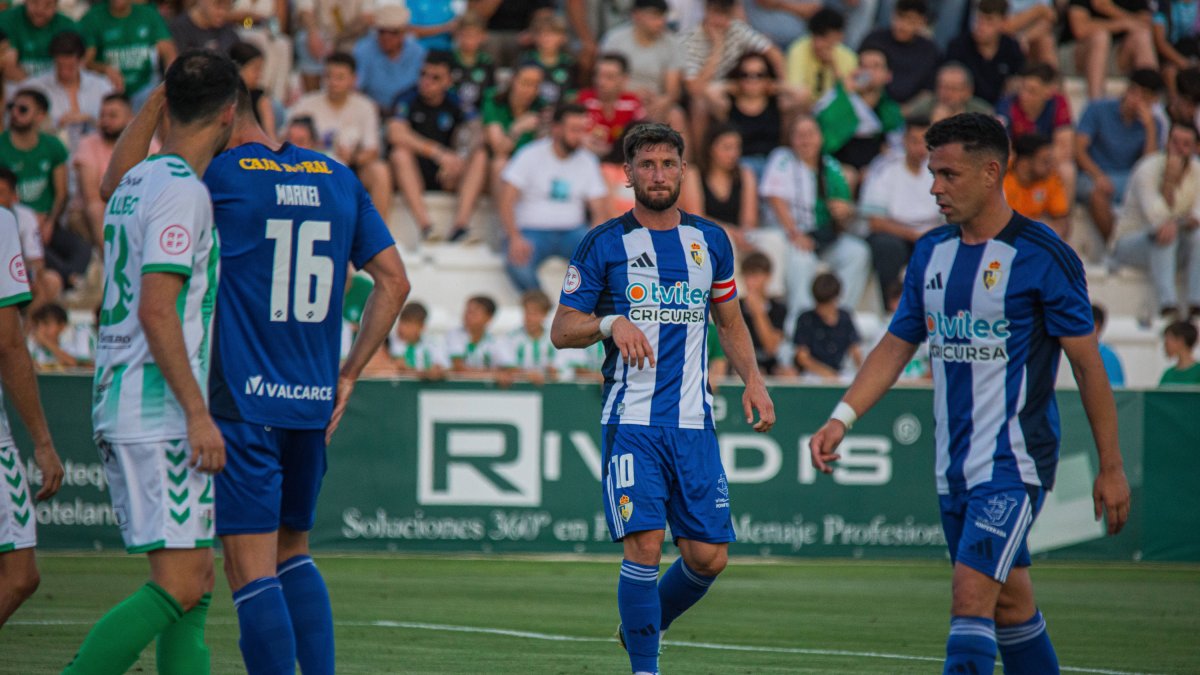 La ponferradina cae por la mínima y se obliga a levantarlo en el toralín