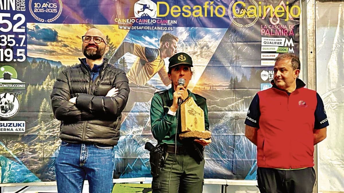 Un momento del homenaje celebrado en Caín.