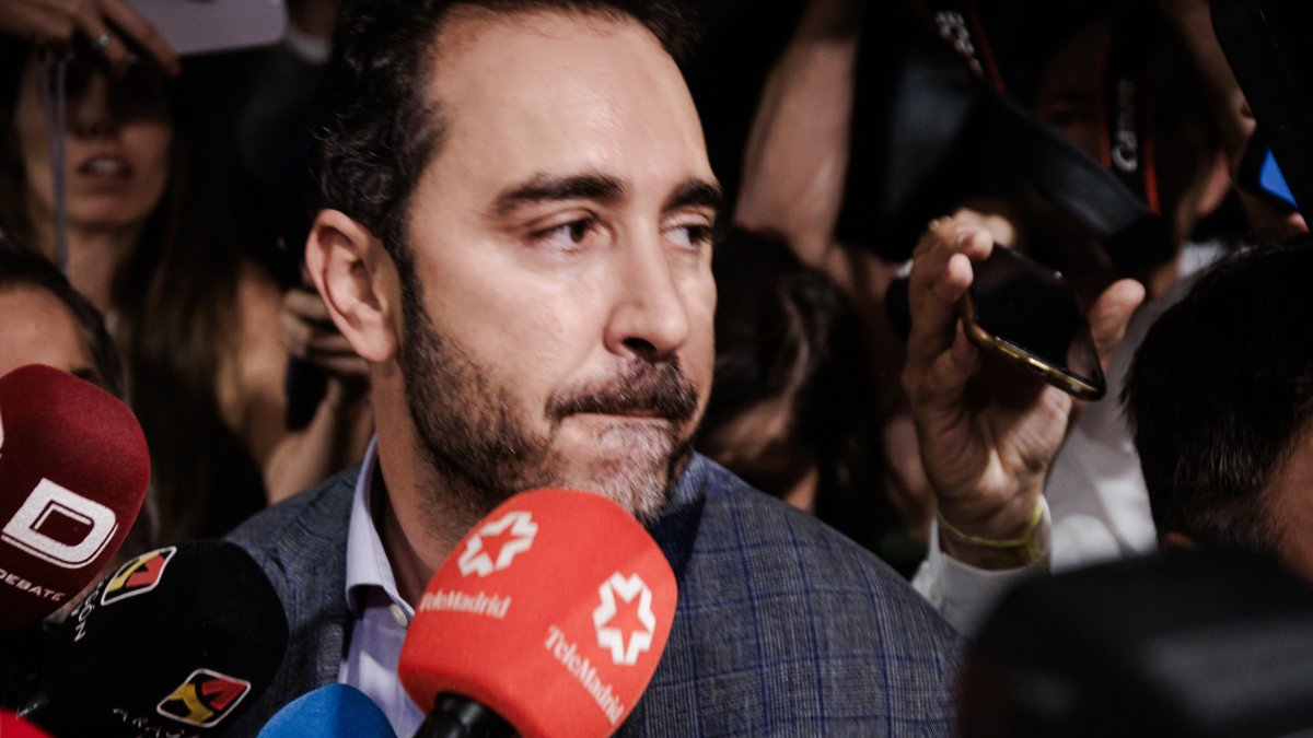 El empresario Víctor de Aldama asiste a la comparecencia de la exmilitante socialista Leire Díez.