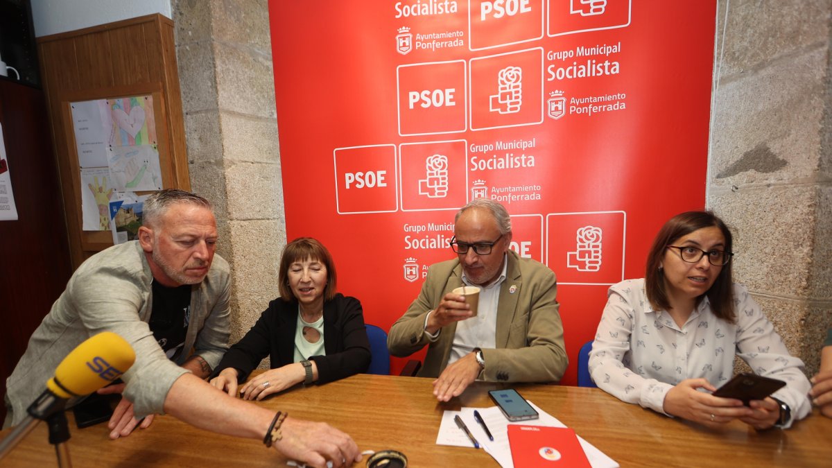 El psoe pide un pleno en ponferrada para modificar a metros lineales la tasa del mercadillo de calle