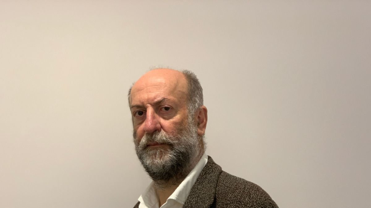 Imagel del escritor lacianiego Armando Murias.