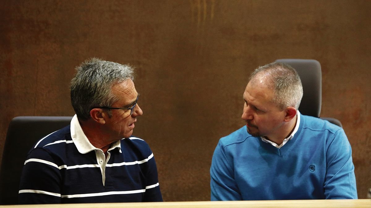 Vicente Álvarez y Jorge Pérez, en uno de sus 26 plenos.