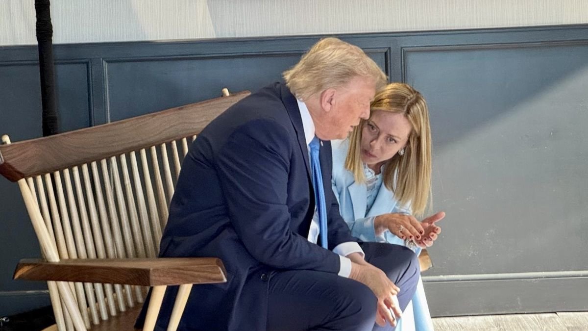 Donald Trump y la primera ministra italiana Giorgia Meloni en la cumbre del G7 en Canadá.