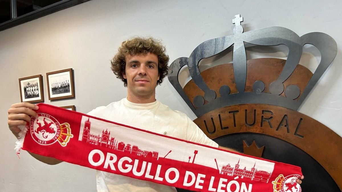 Artola tampoco entra en los plantes de la Cultural para la próxima temporada.