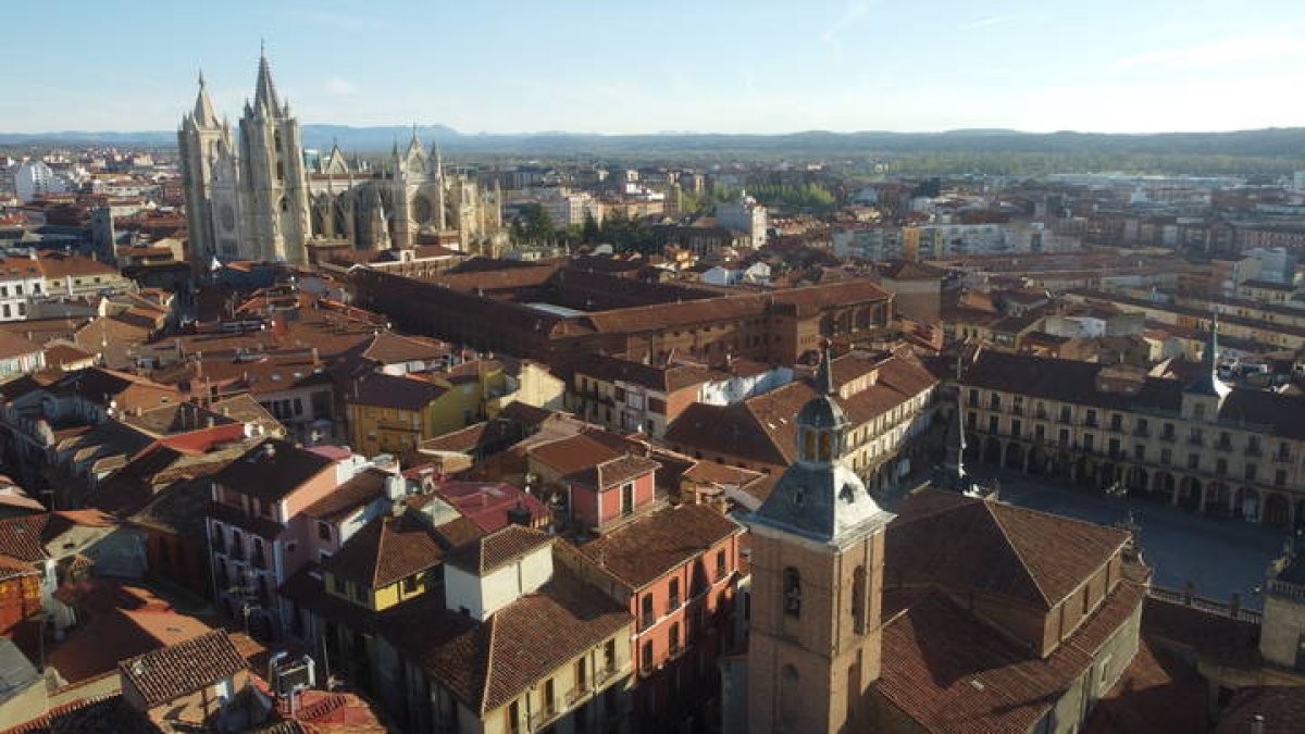 El empresario vivió en un piso de lujo de León hasta sus últimos días