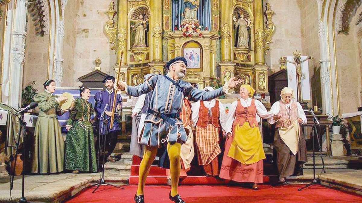 La compañía Lazarillo de Tormes en la obra ‘Buscando a Nebrija’.