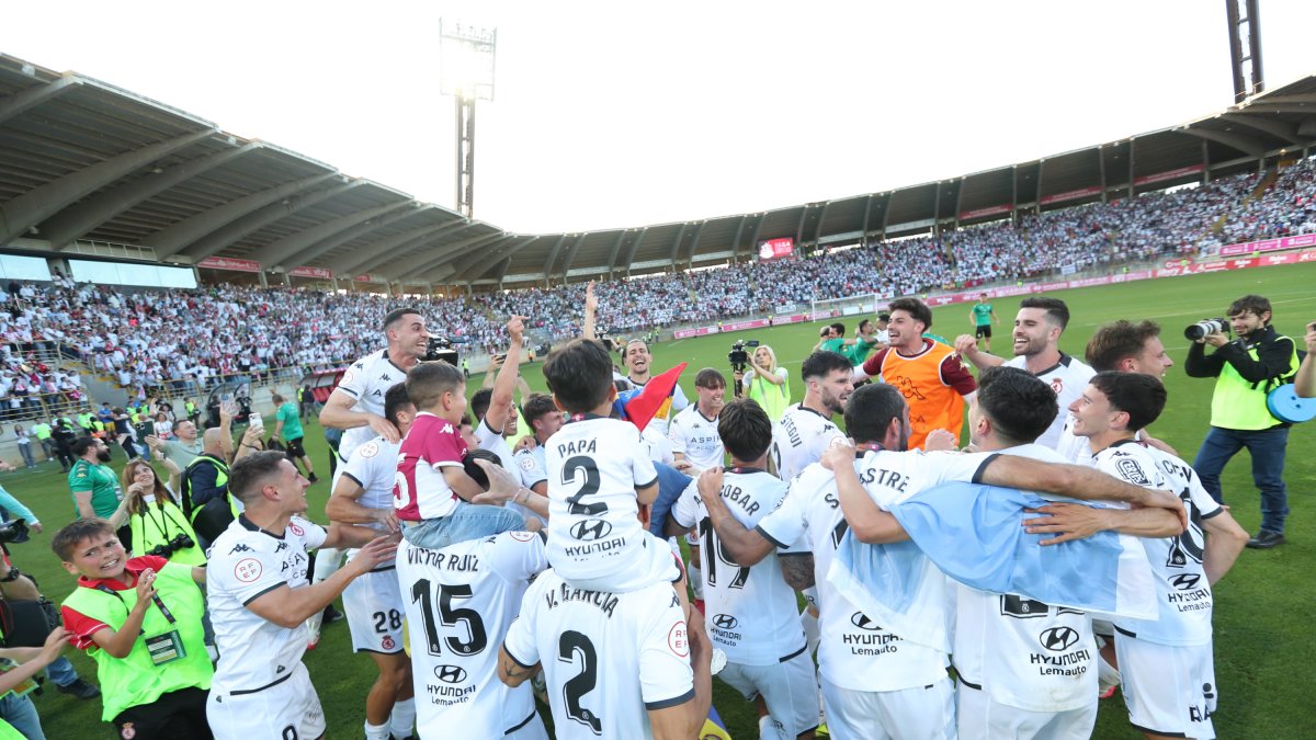 La Cultural ya conoce su calendario en el retorno a Segunda División.