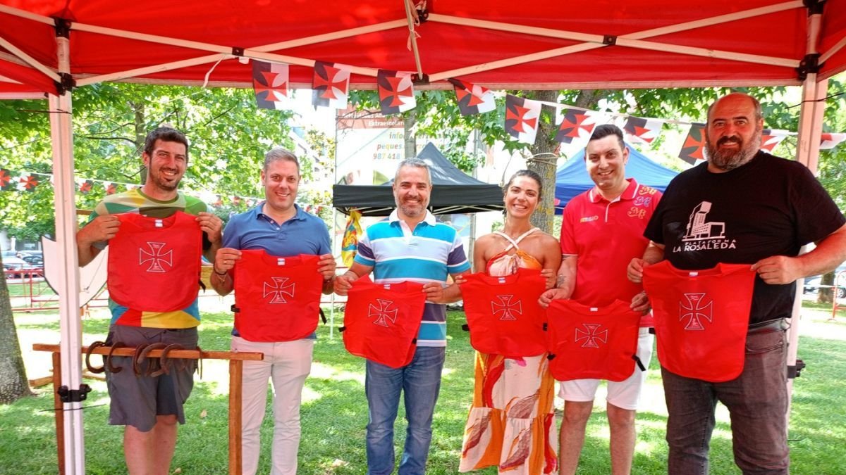 Los concejales en el Mini Temple.