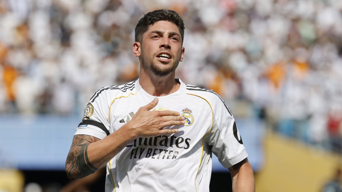 CHARLOTTE (United States), 22/06/2025.- Federico Valverde of Real Madrid celebrates scoring the 3-0 lead during the FIFA Club World Cup 2025 match between Real Madrid and Pachuca in Charlotte, North Carolina, USA, 22 June 2025. (Mundial de Fútbol) EFE/EPA/ERIK S. LESSER