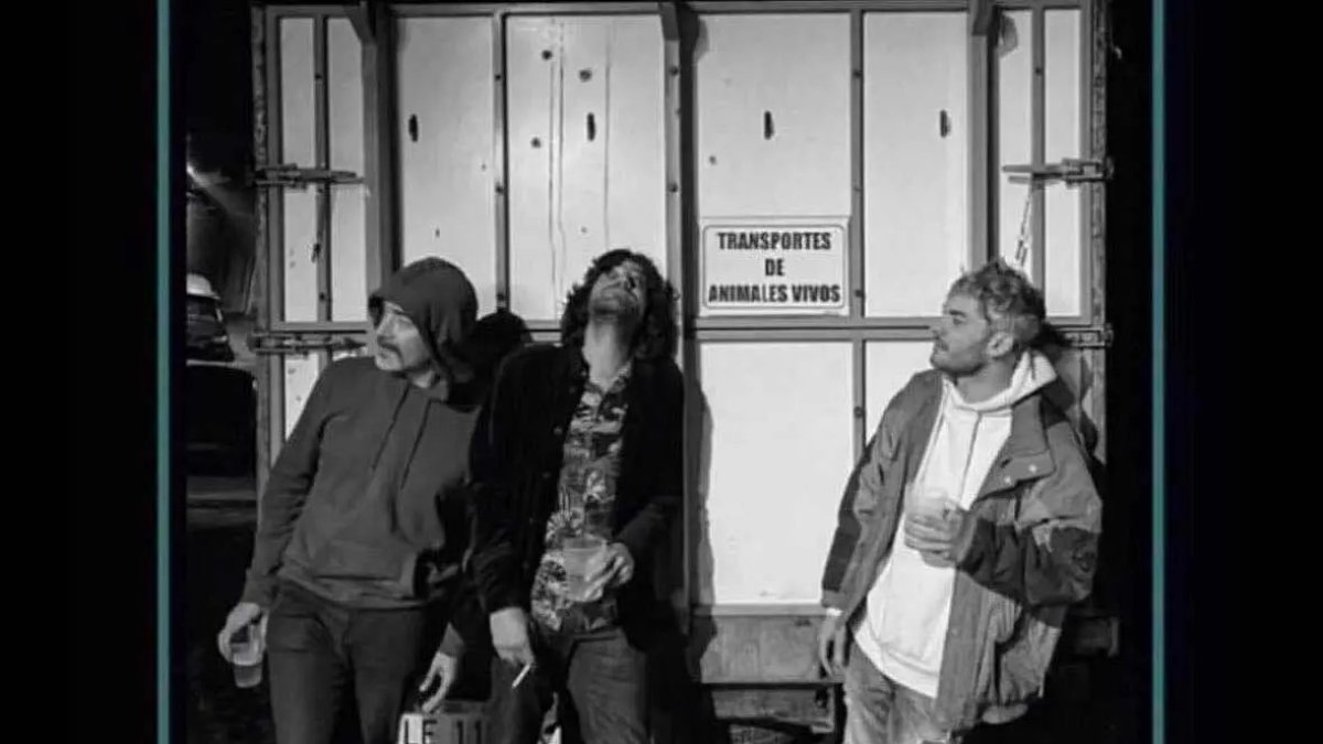 Carlos Arede, Mario Álvarez y Álex Modia son Los Atributos.