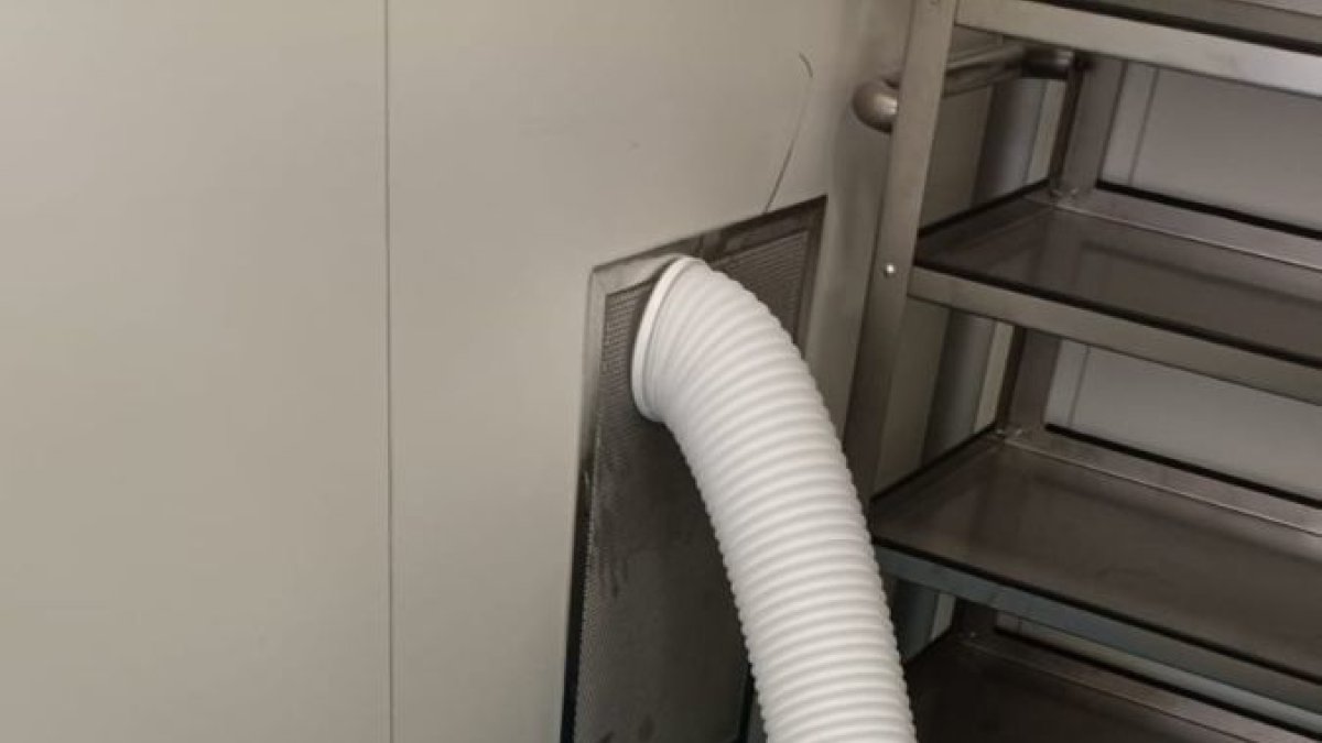 Uno de los ventiladores que consideran insuficiente.