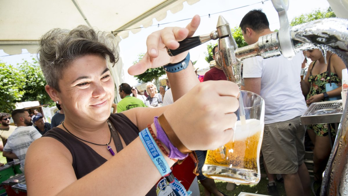 Feria del lúpulo en Carrizo de la Ribera. F. Otero Perandones.