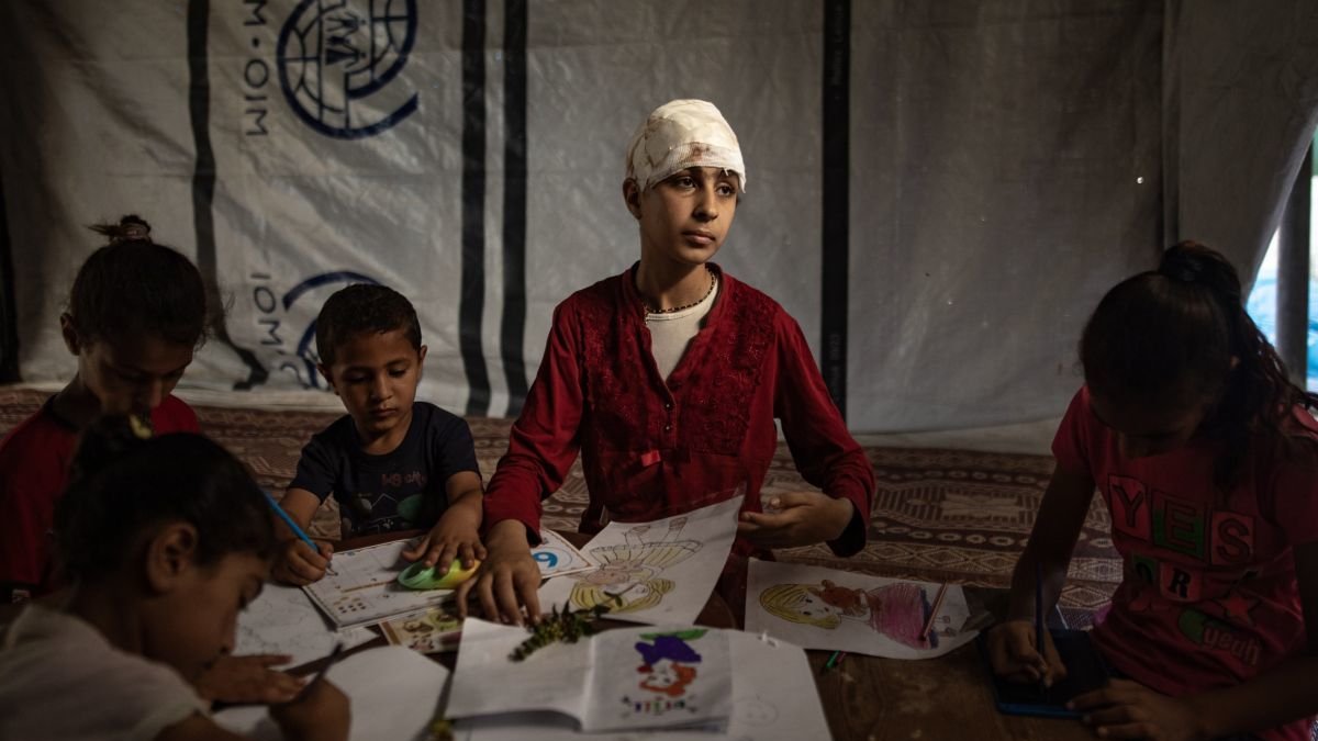 La niña Hala Abu Dahlez, herida por un bombardeo.