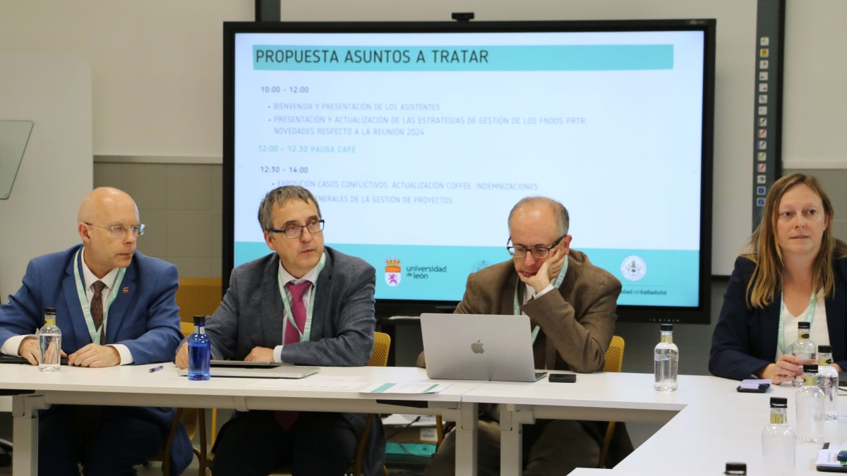 Reunión de gestión de los fondos para investigación en la Universidad de León.