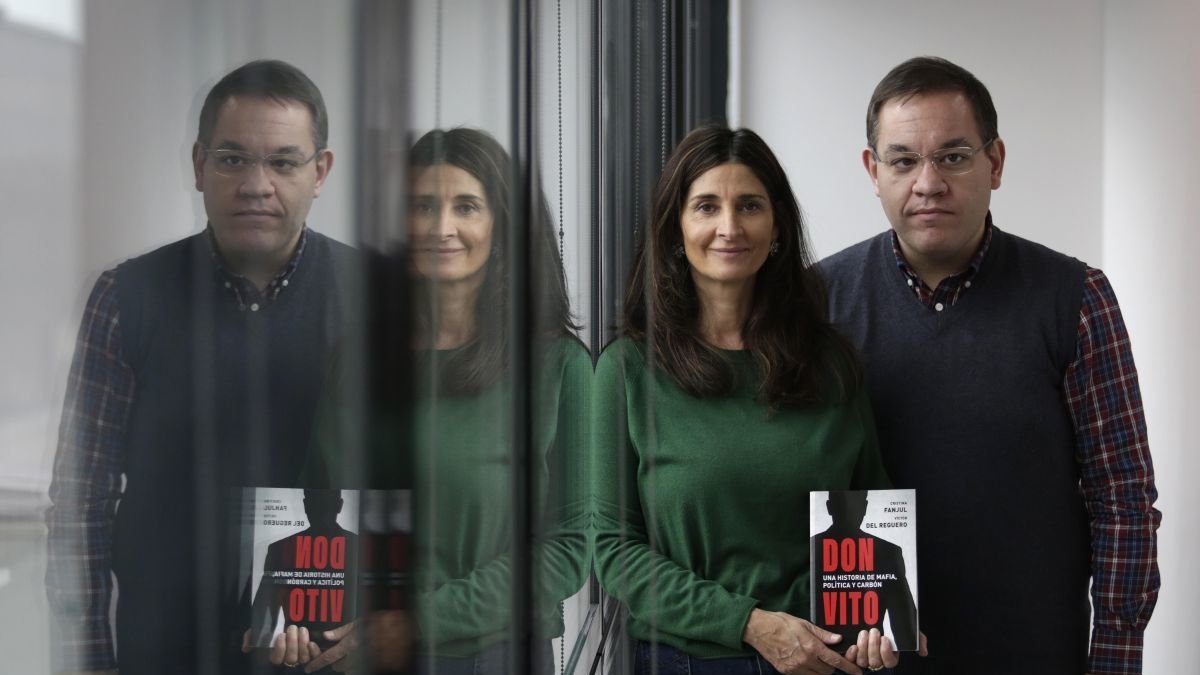 La periodista y escritora Cristina Fanjul y el historiador Víctor del Reguero.