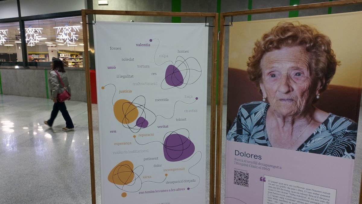 Exposición en Tarragona con testimonios de madres de bebés robados en febrero .