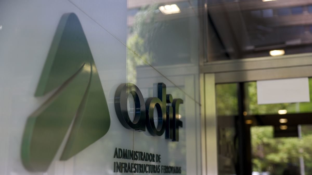 Sede de Adif, foco de una gestión ahora alimento de causas judiciales.