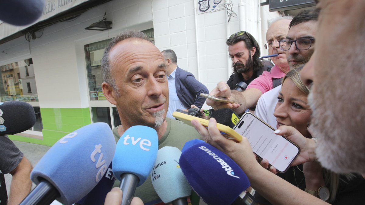 El TC rechaza la petición de Juana Rivas de suspender la entrega de su hijo al padre