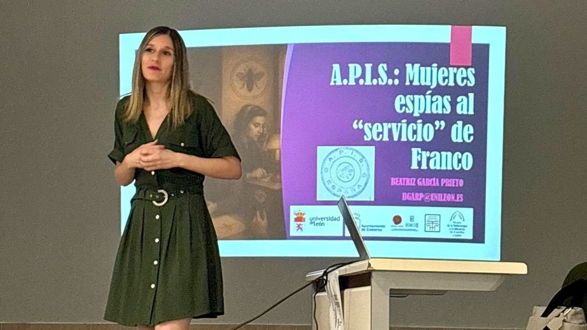Beatriz García Prieto durante su intervención en Cistierna.