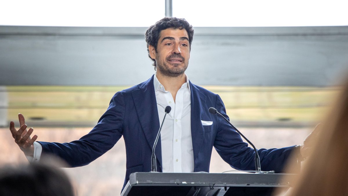El guitarrista riojano Pablo Sainz Villegas en el Palacio de Congresos de Logroño